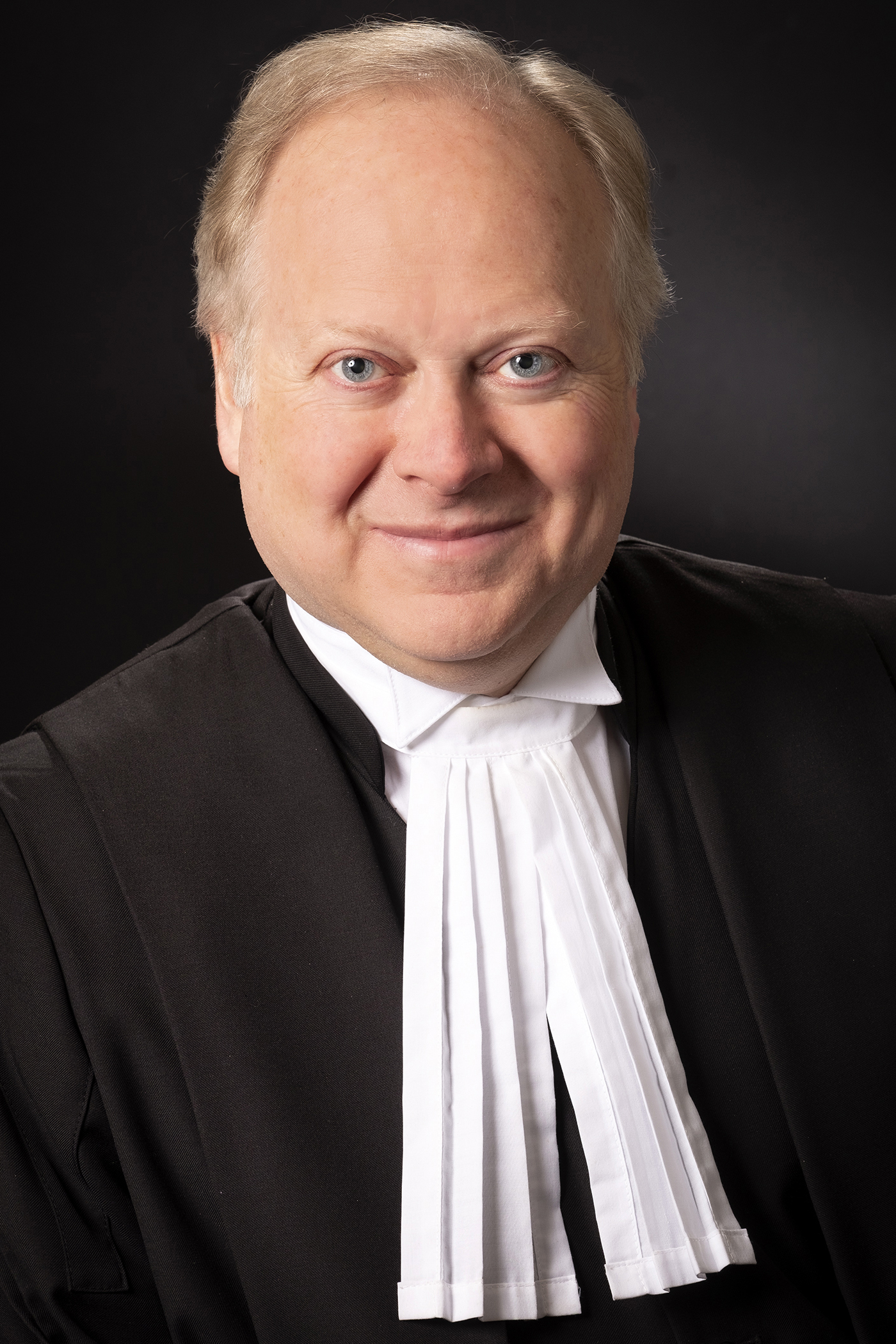 [Translate to Anglais:] L'honorable Stephen W. Hamilton